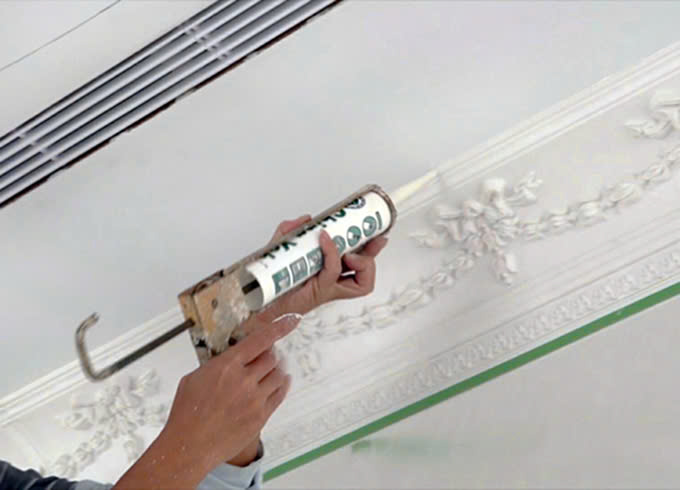 Bôi Keo Và Dán Phào Chỉ PU