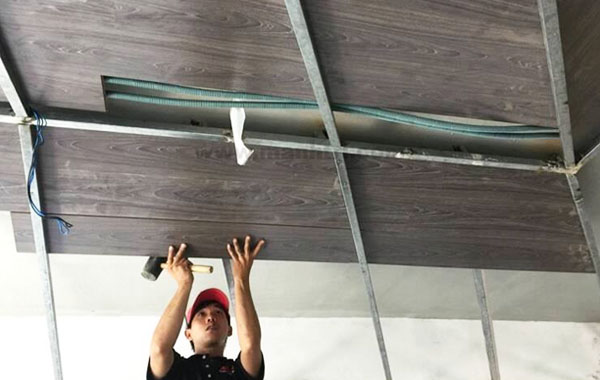 Điều Chỉnh Khung Trần Để Bù Độ Lệch